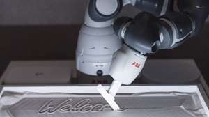 epa08154590 A robot made by technology multinational ABB, remotely controlled by a 5G cellular signal, is displayed during the 50th annual meeting of the World Economic Forum (WEF) in Davos, Switzerland, 23 January 2020. The meeting brings together entrepreneurs, scientists, corporate and political leaders in Davos under the topic 'Stakeholders for a Cohesive and Sustainable World' from 21 to 24 January 2020.  EPA/ALESSANDRO DELLA VALLE