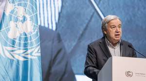 epa12538012 United Nations Secretary-General Antonio Guterres speaks at a press conference at COP30 in Belem, Brazil 20 November 2025. Guterres said at the climate summit that the way to break the deadlock in negotiations is an agreement that 'balances' demands for financing and an end to fossil fuels.  EPA/Fraga Alves