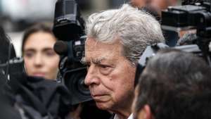 Ricardo Espírito Santo, former chairman of the Espírito Santo Group (GES), arrives for the trial in the BES/GES case at the Campus de Justiça in Lisbon, Portugal, 15 October 2024. The case has 30 defendants (23 people and seven companies), for a total of 361 offences. The most notorious defendant in this case is the former chairman of the Espírito Santo Group (GES) Ricardo Salgado, accused of 65 offences, including criminal association (one), qualified fraud (29), active corruption (12), money laundering (seven), document forgery (nine), infidelity (five) and market manipulation (two). ANDRÉ KOSTERS/LUSA