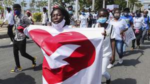 Membros da Igreja Universal do Reino de Deus (IURD) durante a marcha pacífica nas ruas de Luanda, Angola, 30 de janeiro de 2021. AMPE ROGÉRIO/LUSA