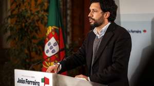 epa08963298 The Portuguese Comunist Party (PCP) candidate for the Portuguese presidential elections, Joao Ferreira, during the intervention of reaction to the results of the presidential elections, in Lisbon, Portugal, 24 January 2021. More than 10 million voters were called to choose among the seven candidates for President of the Republic in an election in which abstention was the main adversary due to the covid-19 pandemic.  EPA/MANUEL DE ALMEIDA