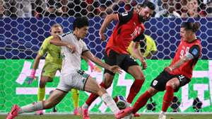epa13070143 Ibrahim Maza of Algeria (L) in action against Florian Grillitsch (C) and Marcel Sabitzer (R) of Austria during the FIFA World Cup 2026 group stage match Algeria against Austria, in Kansas City, Missouri, USA, 27 June 2026.  EPA/AMY KONTRAS