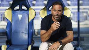 O treinador do Estoril Praia, Vasco Matos, antes do jogo da Primeira Liga de Futebol frente ao Arouca, disputado no Estádio António Coimbra da Mota, no Estoril, Cascais, 07 de setembro de 2026. JOSÉ SENA GOULÃO/LUSA