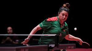 Mesa-tenista portuguesa Jieni Shao disputa primeiro jogo (2-2) contra a francesa Jia Nan Yuan no IFFT World Cup Macao, no Galaxy Arena, em Macau, 14 de abril de 2025. GONÇALO LOBO PINHEIRO/LUSA