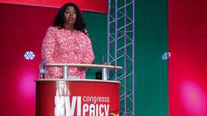 Elsa Pinto, do Movimento de Libertação de São Tomé e Príncipe – Partido Social Democrata (MLSTP-PSD), intervém durante o XVI Congresso do PAICV em Cabo Verde, 01 de fevereiro de 2020. O congresso, para eleger os novos órgãos do partido, decorre sob o lema "Cabo Verde, a nossa escolha" e conta com a participação de 364 delegados, bem como de convidados de partidos da mesma família do PAICV de Angola, São Tomé e Príncipe, Senegal e Portugal, nomeadamente o MPLA (Movimento Popular de Libertação de Angola), o Movimento de Libertação de São Tomé e Príncipe–Partido Social Democrata (MLSTP-PSD), os partidos Socialista e Comunista Português, e o Partido Socialista do Senegal. FERNANDO DE PINA / LUSA