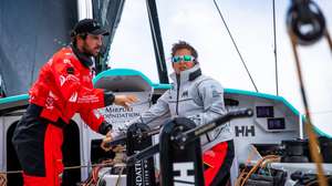 Os velejadores portugueses Frederico Melo (E) e Mariana Lobato (D) da equipa de vela da classe VO65, Mirpuri Foundation Racing Team, durante um treino de preparação para a primeira edição da "The Ocean Race Europe", que terá início a 29 de maio em Lorient, França, e terminará em Génova, Itália, ao largo de Cascais, 10 de maio de 2021. (ACOMPANHA TEXTO DA LUSA DO DIA 13 DE MAIO DE 2021). JOSE SENA GOULAO/LUSA