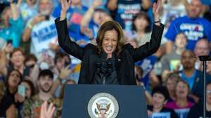 epaselect epa11603060 US Vice President and Democratic presidential candidate Kamala Harris speaks during a campaign rally at McHale Hall at Wilkes University, in Wilkes-Barre, Pennsylvania, USA, 13 September 2024. Harris is facing former US President and Republican presidential candidate Donald Trump.  EPA/DAVID MUSE