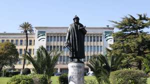 Fachada do Instituto de Higiene e Medicina Tropical, Lisboa, 22 de março de 2019. ANTÓNIO COTRIM/LUSA