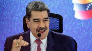 epa12381170 Venezuelan President Nicolas Maduro gestures as he speaks during a press conference in Caracas, Venezuela, 15 September 2025. Maduro stated that his country is exercising its legitimate right to defense against what he termed 'aggression' by the United States, after the US deployed warships to the Caribbean to combat drug trafficking.  EPA/MIGUEL GUTIERREZ