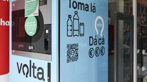 Máquina automática "Volta" de recolha de embalagens de bebidas não reutilizáveis