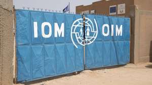 epa06247573 The entrance of a migrant reception center of the International Organization for Migration (IOM) during a working visit of Swiss Federal Councillor Simonetta Sommaruga (not pictured), in Agadez, Niger, 05 October 2017.  EPA/ANTHONY ANEX