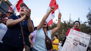 epa12901500 People chant slogans during the 'Great March to Defend Democracy', a demonstration organised by those who believe there was electoral fraud in Peru’s presidential election; in Lima, Peru, 19 April 2026. Peru held the first found of presidential elections on 12 April, and the runoff vote is scheduled to take place on 07 June 2026.  EPA/John Reyes