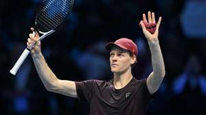 epa12521739 Jannik Sinner of Italy celebrates winning the Singles Round Robin match against Alexander Zverev of Germany at the ATP Finals in Turin, Italy, 12 November 2025.  EPA/ALESSANDRO DI MARCO