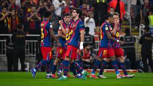 epa12634675 Ferran Torres of Barcelona (C) celebrates scoring the 1-0 goal during the Spanish Super Cup semi final between Barcelona and Athletic Club in Jeddah, Saudi Arabia, 07 January 2026.  EPA/STR