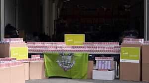 A ASAE  mostra o material decorrente de uma apreensão de cerca de 12 000 maços de tabaco bem como de viatura que se encontrava a transportar a referida mercadoria, em Barcelos, 23 de fevereiro de 2021. HUGO DELGADO/LUSA