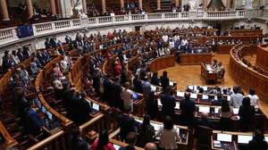 Votação do Projeto de Lei n.º 111/XV/1.ª (Iniciativa Liberal), que regula as condições em que a morte medicamente assistida não é punível e altera o Código Penal, na Assembleia da República, em Lisboa, 09 de junho de 2022. ANTÓNIO PEDRO SANTOS/LUSA