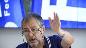 O secretário-geral da FENPROF, Mário Nogueira, durante uma conferência de imprensa após reunião do secretariado Nacional, sobre o Orçamento de Estado para 2024 apresentado pelo Governo esta semana, na sede da FENPROF, em Lisboa, 13 de outubro de 2023, JOSÉ SENA GOULÃO/LUSA