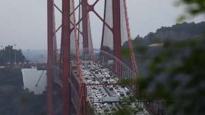 Trânsito na Ponte 25 de Abril, Lisboa, 26 de outubro de 2022. CARLOS M. ALMEIDA/LUSA
