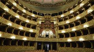 A sala principal do Teatro Nacional de São Carlos que sofreu um processo de modernização, foi hoje visitada pelo ministro da Cultura, Pedro Adão e Silva, Lisboa, 06 de fevereiro de 2024. TIAGO PETINGA/LUSA