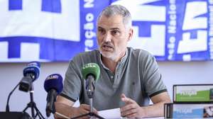 O secretário-geral adjunto da FENPROF, Francisco Gonçalves, fala numa conferência de imprensa sobre o Programa do Governo e medidas dirigidas à Educação e aos Professores, na sede da FENPROF, em Lisboa, 12 de abril de 2024. FILIPE AMORIM/LUSA