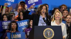 epaselect epa11580991 US Vice President and Democratic Presidential nominee Kamala Harris delivers remarks during a campaign event in Pittsburgh, Pennsylvania, USA, 02 September 2024. Harris and Biden are appealing to labor unions, a crucial Democratic voter block, in this first campaign event together since Harris moved to the top of the ticket.  EPA/REBECCA DROKE