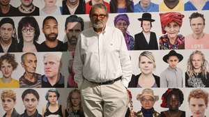 epa10030063 Italian photoprapher Oliviero Toscani poses during the press conference of the exhibition 'Oliviero Toscani. Photographer profession', exhibited at Palazzo Reale in Milan, Italy, 23 June 2022. The exhibition runs from 24 June to 25 September 2022.  EPA/DANIEL DAL ZENNARO
