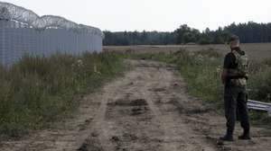 epa11551749 The fence on the eastern border with Russia is seen during media quest day in Karsava, Latvia, 16 August 2024. The anti-tank barriers, so-called "dragon's teeth" obstacles, concrete structures, also known as "Lego blocks", anti-tank obstacles, barbed wire have been or are being installed at more than 20 places along Latvia's borders with aggressor states Russia and Belarus. A total of 303 million euros will be invested in the military strengthening of Latvia's eastern border over the next five years.  EPA/VALDA KALNINA