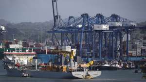 epa11853435 View of a cargo ship in the Panama Canal in Panama City, Panama, 24 January 2025 (Issued 25 January 2025). Panama's five main ports are in the adjacent areas of the interoceanic canal, which US President Donald Trump stated his intention to 'retake' control of the waterway, alleging Chinese interference in its operation, which has been flatly rejected by the Panamanian government.  EPA/Bienvenido Velasco