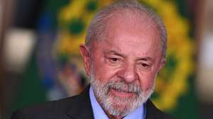 epa12468103 Brazilian President Luiz Inacio Lula da Silva participates in a ceremony for new ambassadors to present credentials to the Brazilian government at the Itamaraty Palace in Brasilia, Brazil, 20 October 2025.  EPA/ANDRE BORGES