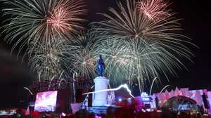 Fireworks over Tagus River near the main square in Lisbon, Portugal, during the new year celebrations, 1 of January 2018. MIGUEL A. LOPES/LUSA