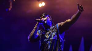 O rapper português Plutónio atua durante a 19.ª edição do Festival Marés Vivas, Matosinhos, 17 de julho de 2026. JOSÉ COELHO/LUSA
