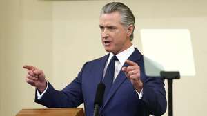 epa12637067 California Governor Gavin Newsom delivers his State of the State Address before a joint session of the California Legislature in the Assembly Chamber at the State Capitol in Sacramento, California, USA, 08 January 2026.  EPA/JOHN G. MABANGLO