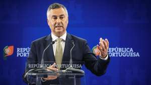 O ministro da Educação, Ciência e Inovação, Fernando Alexandre, intervém no briefing após a reunião do Conselho de Ministros na Escola Superior de Tecnologia e Gestão (ESTiG), em Bragança, 09 de setembro de 2026. JOSÉ COELHO/LUSA