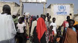 epa10629558 South Sudanese returnees who fled the violence in Sudan, stay at the transit area set up by the UNHCR in the Upper Nile State town of Renk, South Sudan, 15 May 2023. According to the United Nations, some 200,000 people have fled the conflict in Sudan between 15 April and 12 May 2023. Around 40.000 are in South Sudan, and about two million people were internally displaced. Leaving behind them the armed conflict between the Sudanese military and the RSF (Rapid Support Forces) militia which started one month ago today, most of the refugees in South Sudan are South Sudanese returnees, part of the some 800,000 who had previously fled the war in South Sudan and who are now returning to a country which is barely out of conflict itself, with tensions still remaining in many areas.  EPA/AMEL PAIN