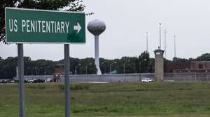epa08548768 A sign points to the Federal Correctional Complex, where the federal execution chamber is located, in Terre Haute, Indiana, USA, 15 July 2020. As  holds placed by federal judges work their way through the legal system, Wesley Ira Purkey waits to be put to death by lethal injection for the rape and murder of a 16 year old girl in 1998. Two more executions are scheduled for 17 July and 28 August as the US Justice Department resumed executions after more than 17 years with the execution of Daniel Lewis Lee on 14 July.  EPA/TANNEN MAURY