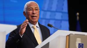 epa13309724 European Council President Antonio Costa speaks during a final press conference at  the second day of a European Council Summit in Brussels, Belgium, 16 October 2026. EU leaders met with Ukrainian President Zelensky as they focus on continued support for Ukraine, European defence and security, Russia-linked hybrid threats, migration and the situation in the Middle East.  EPA/OLIVIER HOSLET
