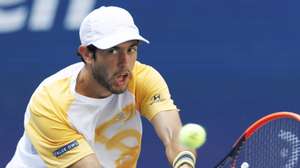 epa11580919 Nuno Borges of Portugal in action during his Men Singles Round of 16 match against Daniil Medvedev of Russia at the US Open tennis championships in Flushing Meadows, New York, USA, 02 September 2024.  EPA/CJ GUNTHER