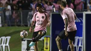 epa12780365 Lionel Messi (L) controls a ball in a warm-up prior to the friendly match between Independiente del Valle and Inter Miami at Juan Ramon Loubriel Stadium in Bayamon, Puerto Rico, 26 February 2026.  EPA/Thais LLorca