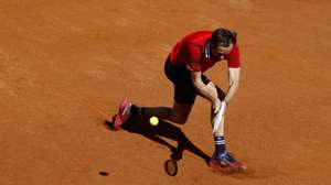 epa11333240 Daniil Medvedev of Russia in action against Jack Draper of Britain (not pictured) during their men&#039;s singles match at the Italian Open tennis tournament in Rome, Italy, 11 May 2024.  EPA/FABIO FRUSTACI