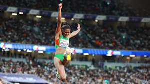 epa12372891 Agate de Sousa of Portugal competes in the Women's Long Jump qualification at the World Athletics Championships 2025 in Tokyo, Japan, 13 September 2025.  EPA/ALEX PLAVEVSKI