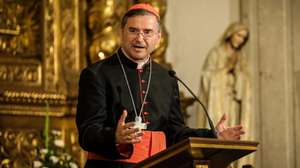 O Cardeal Américo Aguiar discursa durante a sua tomada de posse como IV Bispo de Setubal, na igreja de Sta Maria da Graça, Sé de Setubal, 26 de Outubro de 2023. RUI MINDERICO/LUSA