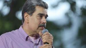 epa12622851 (FILE) - Venezuelan President Nicolas Maduro speaks during the Great March of Communal Youth in support of his government in Caracas, Venezuela, 13 November 2025 (reissued 03 January 2026). US President Trump has announced that the United States has 'successfully captured' Venezuelan leader Nicolas Maduro and his wife following a series of large-scale military strikes on Caracas on 03 January 2026. The Venezuelan government has accused Washington of launching a wave of military attacks against civilian and military targets across the country early 03 January morning.  EPA/MIGUEL GUTIERREZ