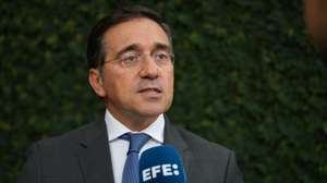 epa13155597 Spanish Minister of Foreign Affairs Jose Manuel Albares speaks during an interview in Cali, Colombia, 07 August 2026. Albares stated that 'there is no reason' for Italy to maintain temporary border controls with Spain, emphasizing that the late-July migration crisis in the North African enclave of Ceuta has been managed and brought under control. Italy unilaterally imposed border checks with Spain following the crossing of tens of thousands of migrants into Ceuta, a measure Madrid criticized as unnecessary and contrary to the Schengen Area agreement.  EPA/ERNESTO GUZMAN