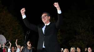 epa13267050 A handout photo made available by the Serbian Presidency shows Serbian President Aleksandar Vucic addressing supporters during a gathering ahead of his resignation in Belgrade, Serbia, 27 September 2026. Vucic announced his resignation ahead of the 25 October 2026 parliamentary elections, paving the way for the Speaker of the National Assembly to assume acting presidential duties as stipulated by the Serbian Constitution.  EPA/DIMITRIJE GOLL / SERBIAN PRESIDENCY / HANDOUT  HANDOUT EDITORIAL USE ONLY/NO SALES