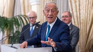 O Presidente da República, Marcelo Rebelo de Sousa, usa da palavra durante uma receção à comunidade portuguesa no Palácio Kaiserstein, em Praga, República Checa, 04 de fevereiro de 2025. O Presidente da República encontra-se em visita de estado à República Checa até dia 06 de fevereiro. JOSÉ SENA GOULÃO/LUSA