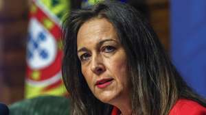 A ministra da Justiça, Rita Alarcão Júdice, fala aos jornalistas durante uma conferência de imprensa sobre a fuga de cinco reclusos da prisão de Vale de Judeus, no sábado, Lisboa, 10 de setembro de 2024. ANTÓNIO COTRIM/LUSA