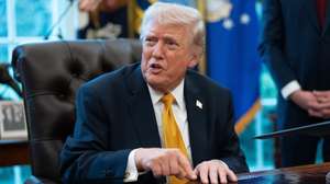 epa12826162 US President Donald Trump gives remarks to the media as he signs an executive order in the Oval Office of the White House in Washington, DC, USA, 16 March 2026. The order will formally launch a task force, led by Vice President JD Vance, to investigate fraud nationwide.  EPA/AARON SCHWARTZ / POOL
