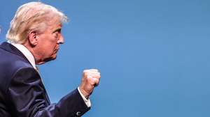epaselect epa13098982 US President Donald Trump gestures as he leaves after a press conference at the 2026 NATO Summit in Ankara, Turkey, 08 July 2026. The NATO Summit takes place from 07-08 July.  EPA/FILIP SINGER