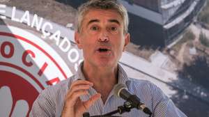 O Secretário-Geral do Partido Socialista, José Luís Carneiro, participa na rentrée do Partido Socialista (PS) de Torres Vedras, realizada no Parque Verde do Choupal, em Torres Vedras,, 20 de setembro de 2026. CARLOS BARROSO/LUSA