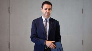 O presidente do SC Braga, António Salvador, à chegada para a assembleia-geral extraordinária da Liga Portuguesa de Futebol Profissional, na sede da Liga Portugal, no Porto, 08 de junho de 2026. ESTELA SILVA/LUSA